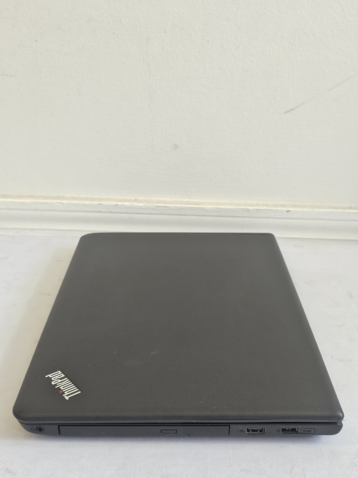 Lenovo ThinkPad E550 Laptop – i5-5200u – 8GB RAM – 500GB HDD – Win 10 – READ