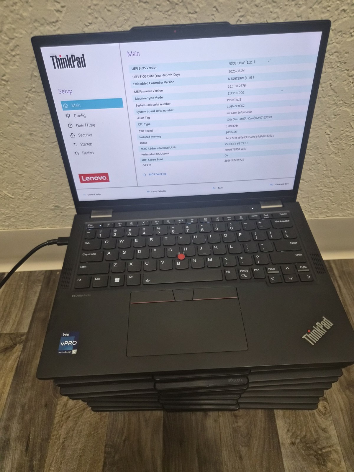 Lenovo ThinkPad X13 Yoga Gen 4 13.3″ Touchscreen 2-in-1 16GB RAM, No Ssd