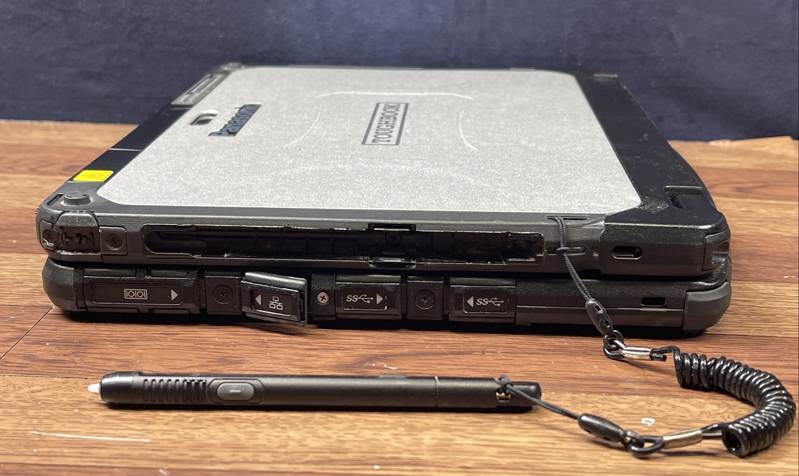 Panasonic Toughbook CF-20 Core i5- 7Y57 3.30 GHz 16GB RAM 256GB SSD NO OS