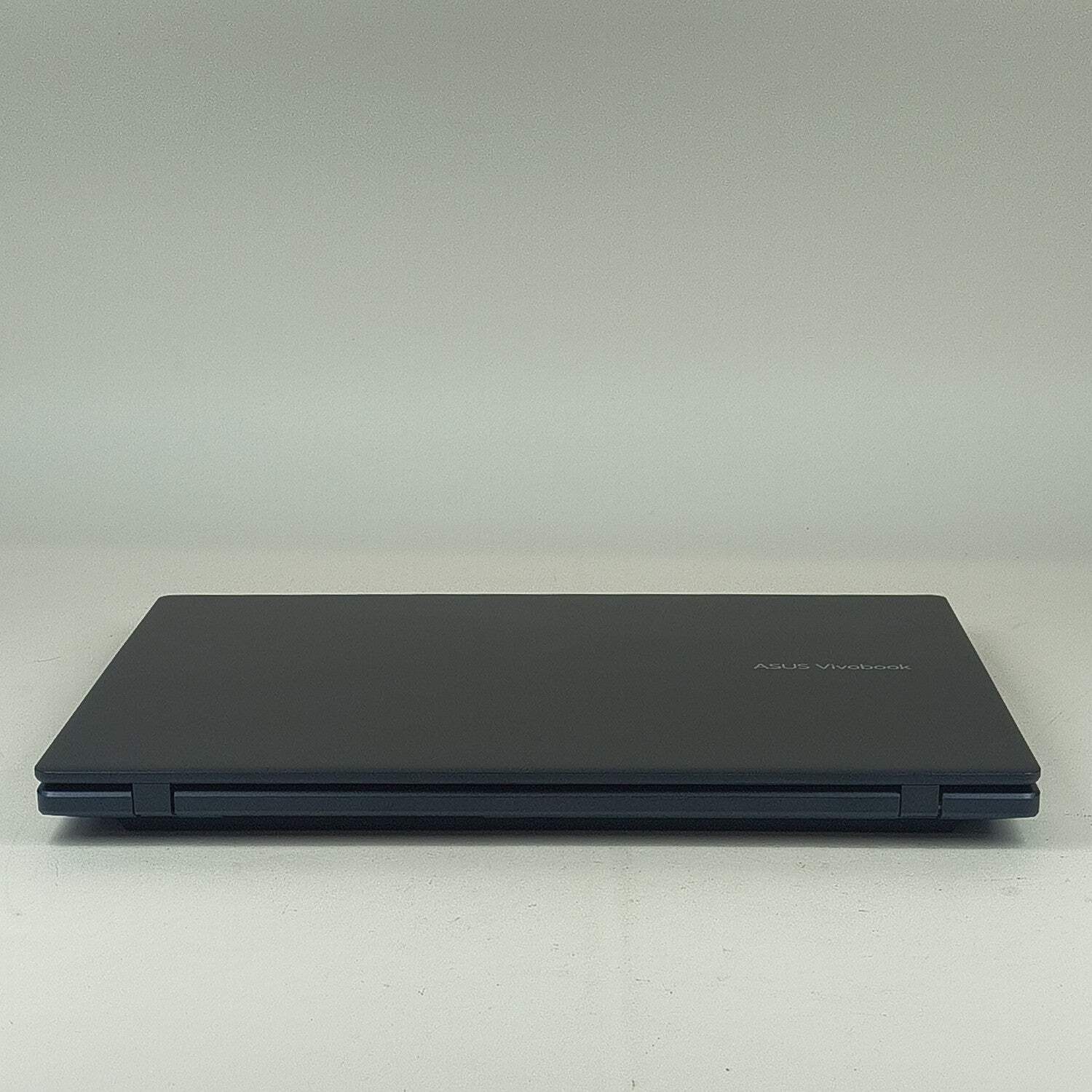 Asus Vivobook 14 X1407Q 14″ Snapdragon X126100 2.9GHz 16GB RAM 512GB SSD