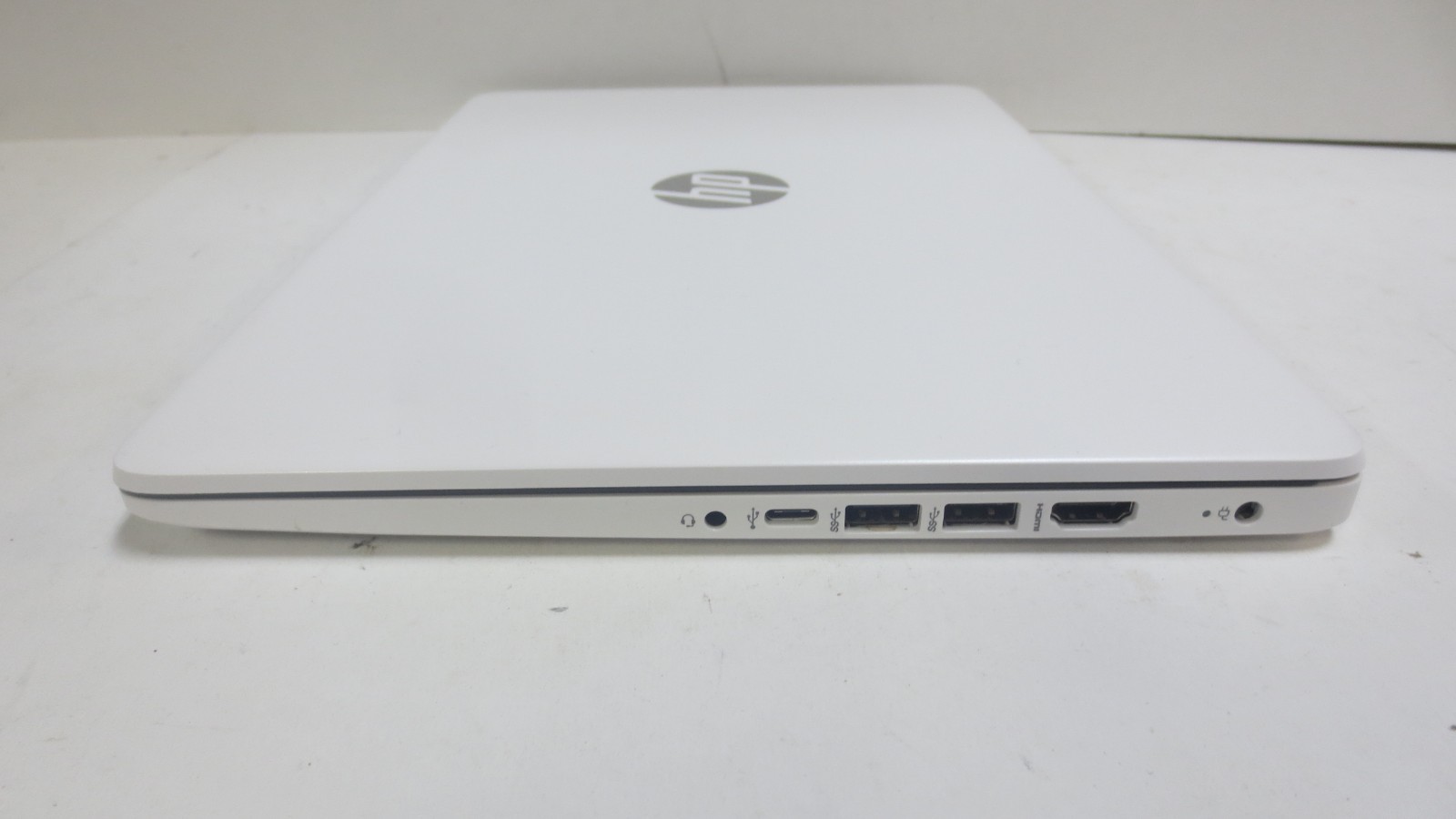 HP Stream 14-DQ0052DX 14″ Celeron N4120 1.1GHz 4GB RAM 64GB