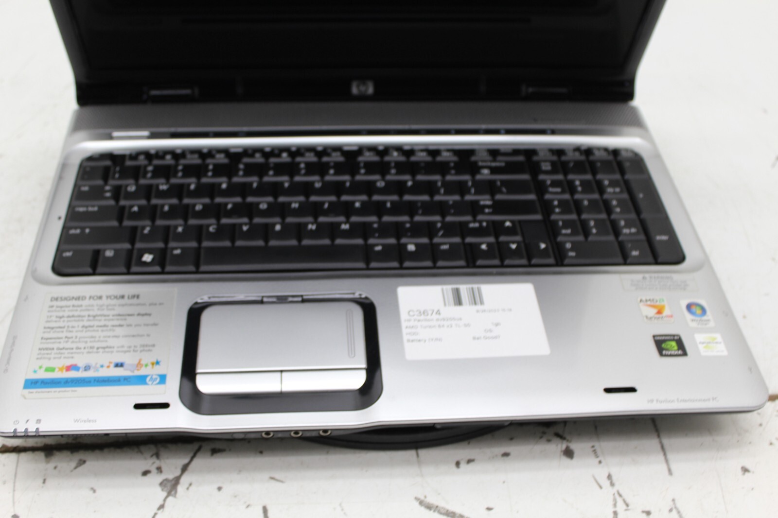 HP Pavilion dv9205us Laptop AMD Turion 64 x2 TL-50 1GB Ram No HDD or Battery