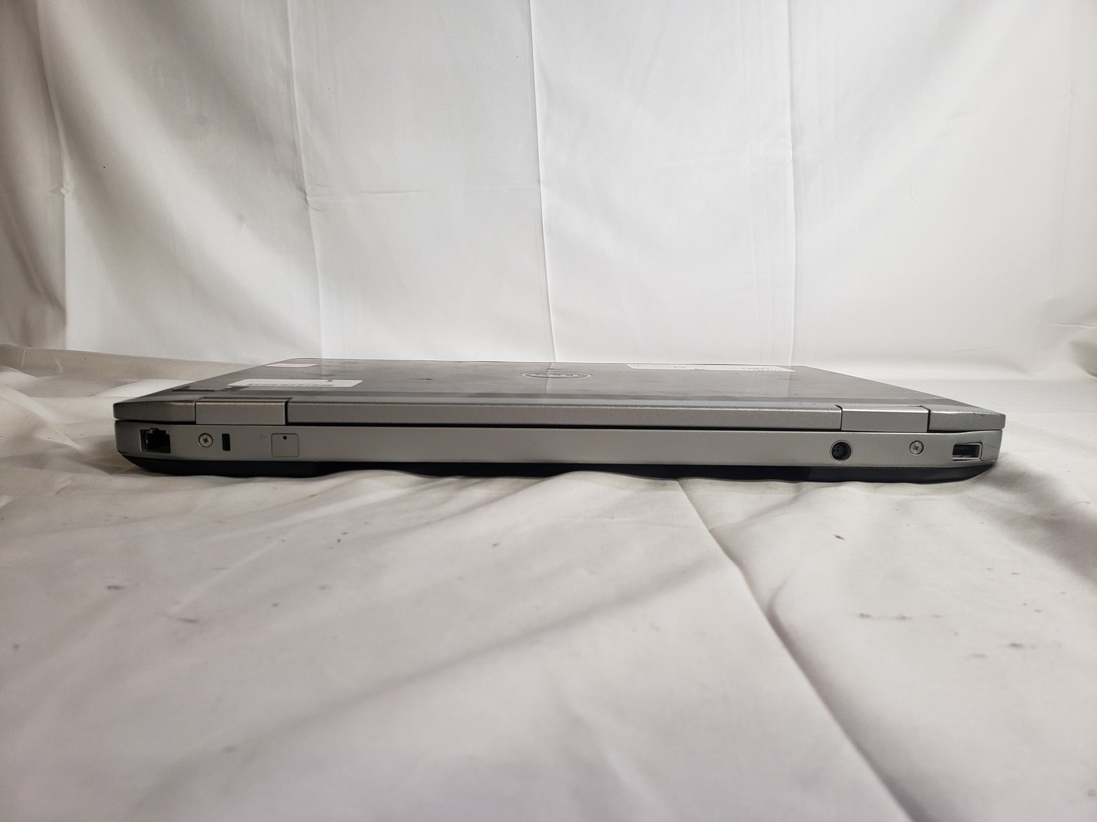 Dell Latitude E6520 Intel Core i5-2520M 4 GB No Drive 15.6″ 1600×900