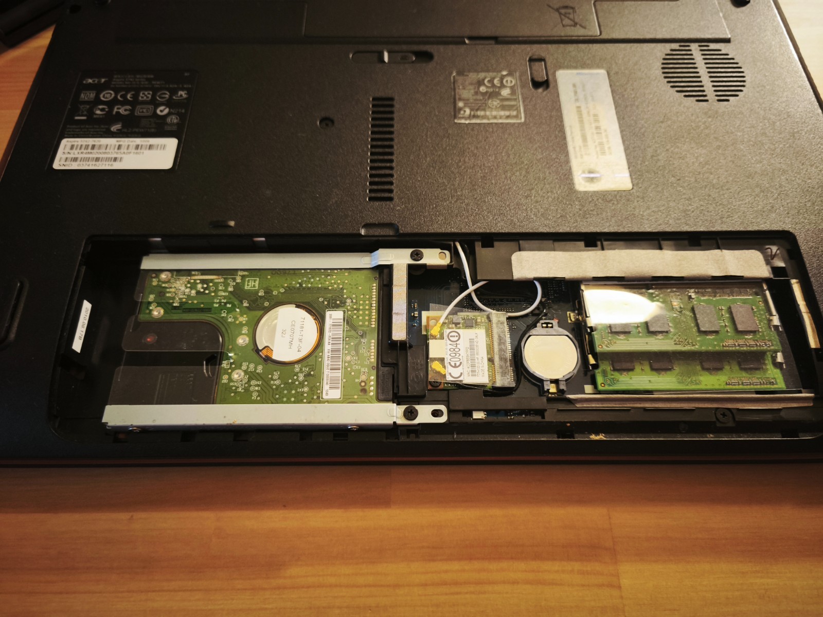 ACER Aspire 5742 Series PEW71 Parts only
