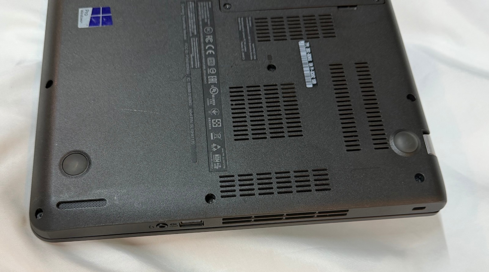 Lenovo ThinkPad E450 14” Laptop i3-4005U 8GB RAM No SSD AS-IS /No Charger
