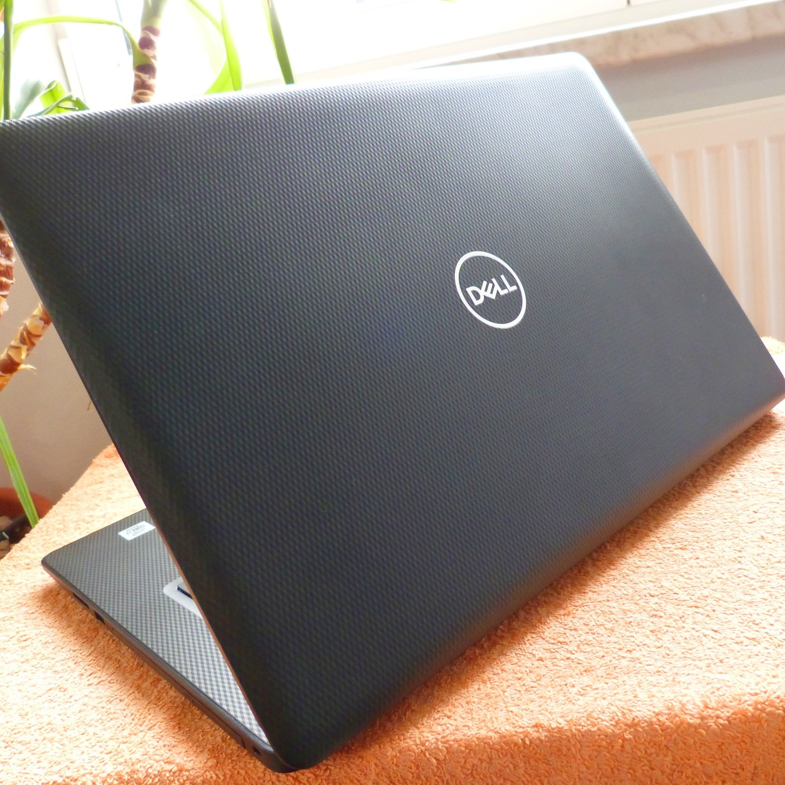 Dell 3793 Inspiron 17 inch FULLHD CARBON LOOK l 10GEN Core i7 SSD Windows 11