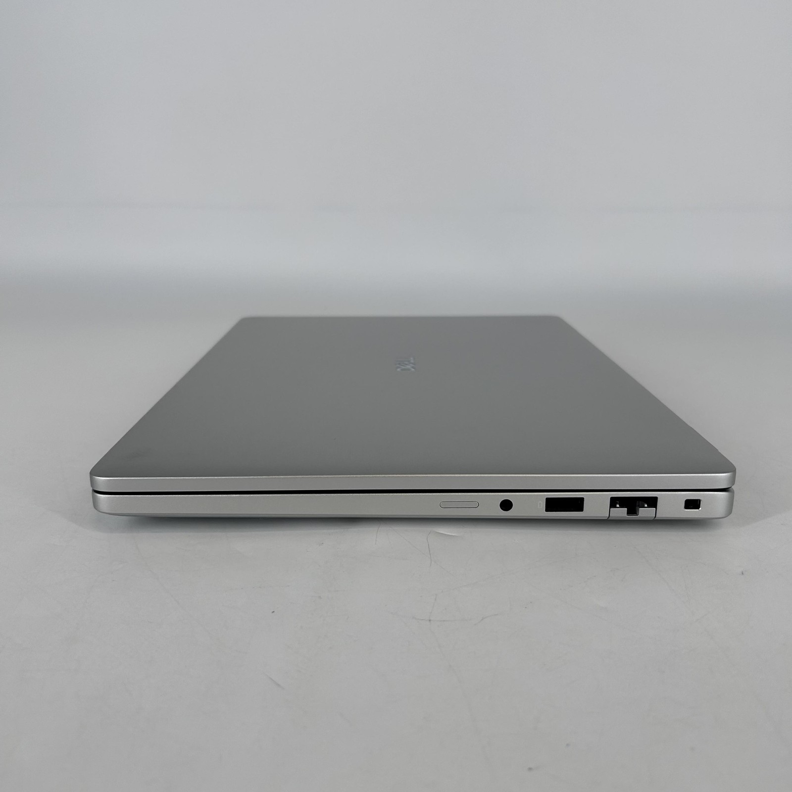 Dell Pro 14 Plus PB14255 FHD+ 3.5 GHz Ryzen 5 PRO 230 16GB 512GB SSD Excellent