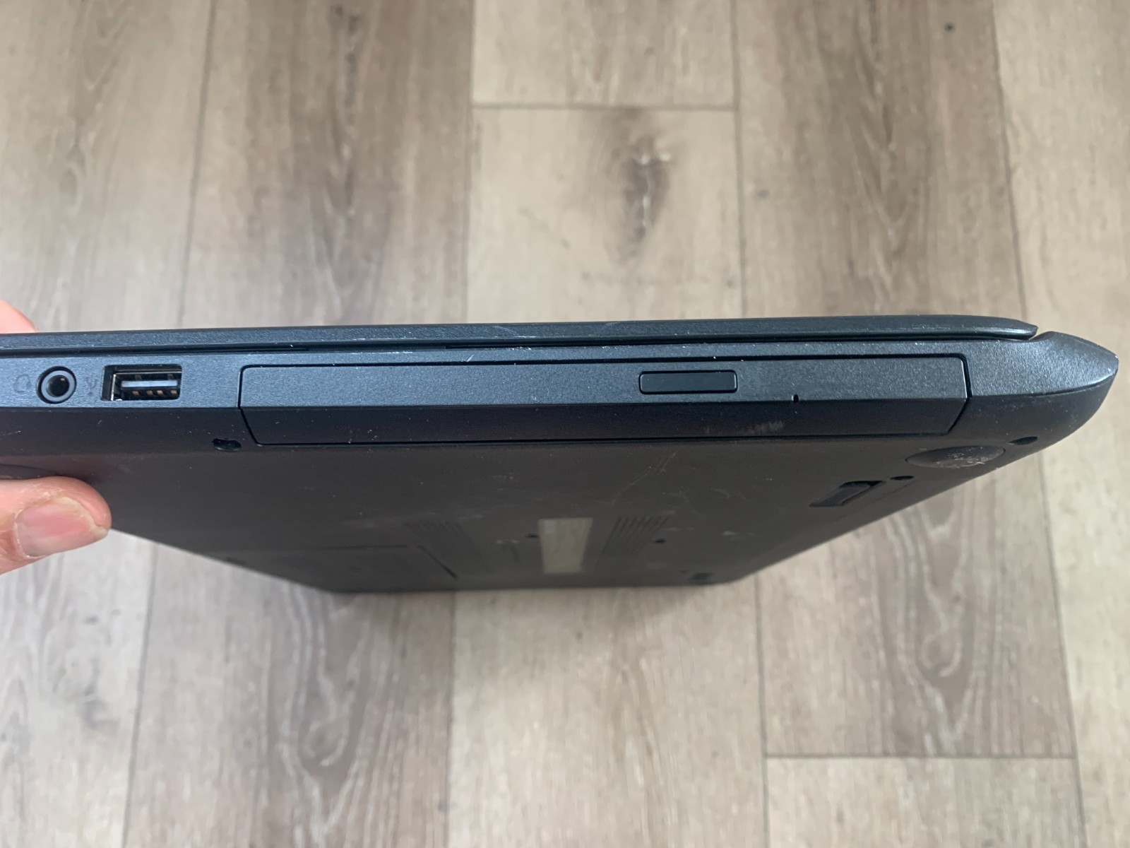 HP 15-f233wm 15.6″ Intel Celeron N3050 1.60Ghz 4GB RAM 500GB HDD Win 10 Home