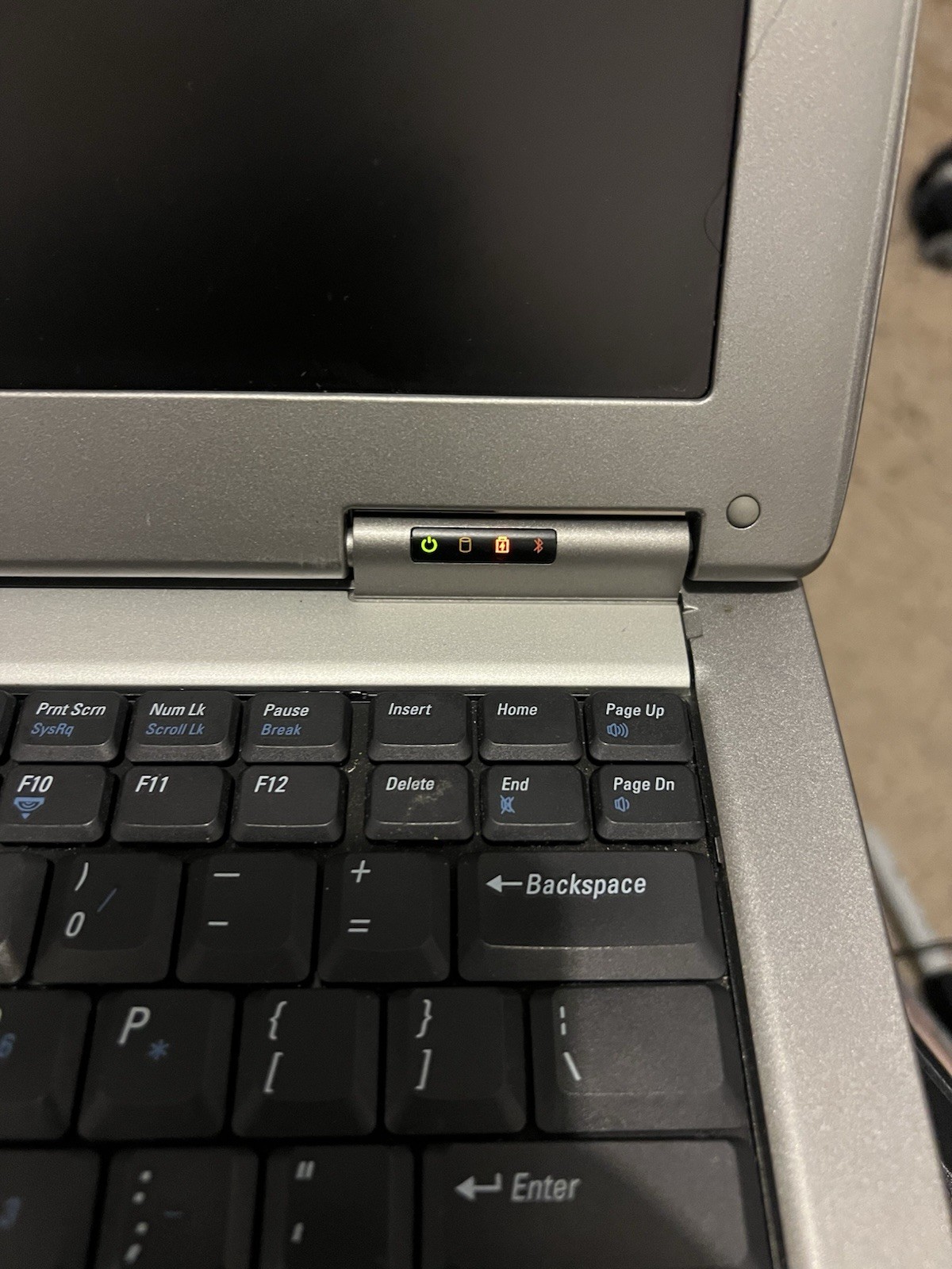 Dell Latitude D505 Laptop Intel Pentium M 1.6GHz 1280MB RAM No HDD/OS