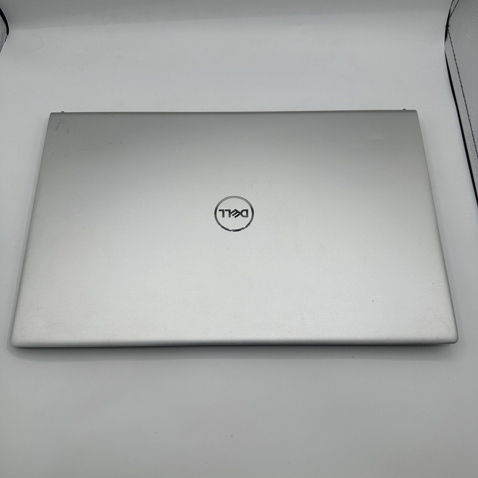 Dell Inspiron 15 5510 15.6″ i5-11320H 3.4GHz 8GB RAM 265GB SSD MX450