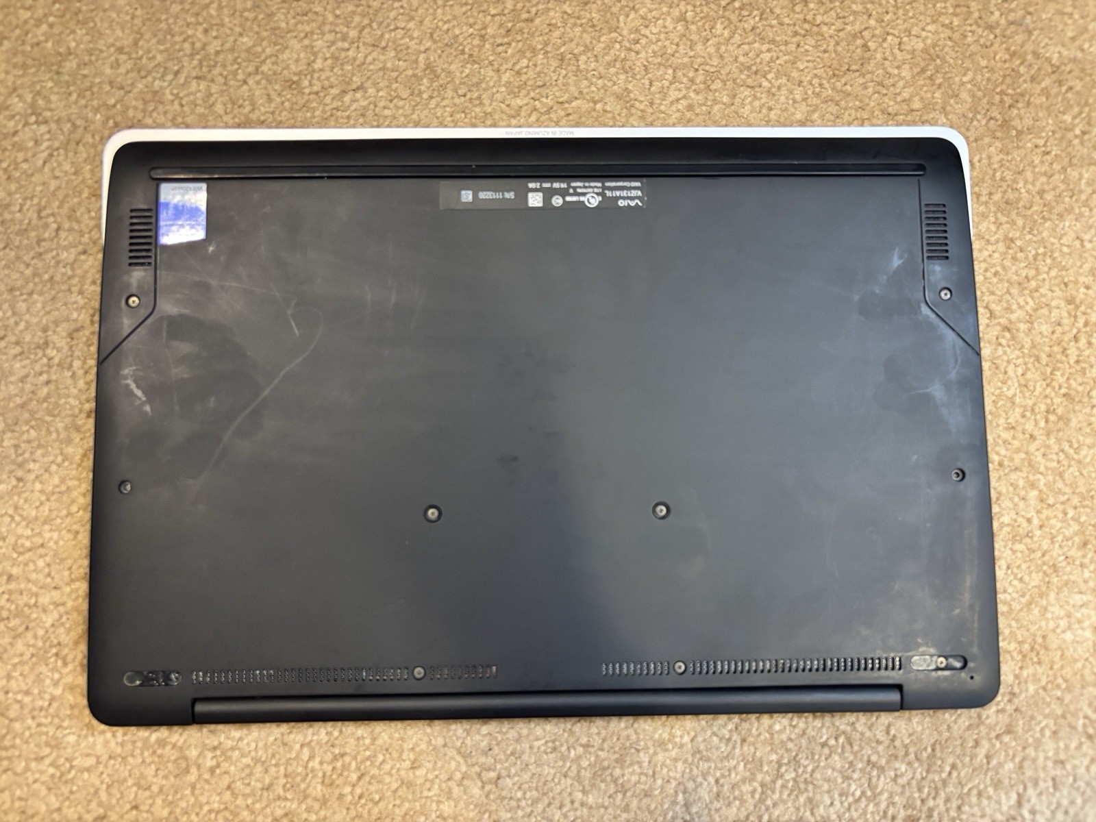 SONY VAIO VJZ131A11L i7-6567U 3.30GHz 8GB RAM 256GB SSD WIN 11