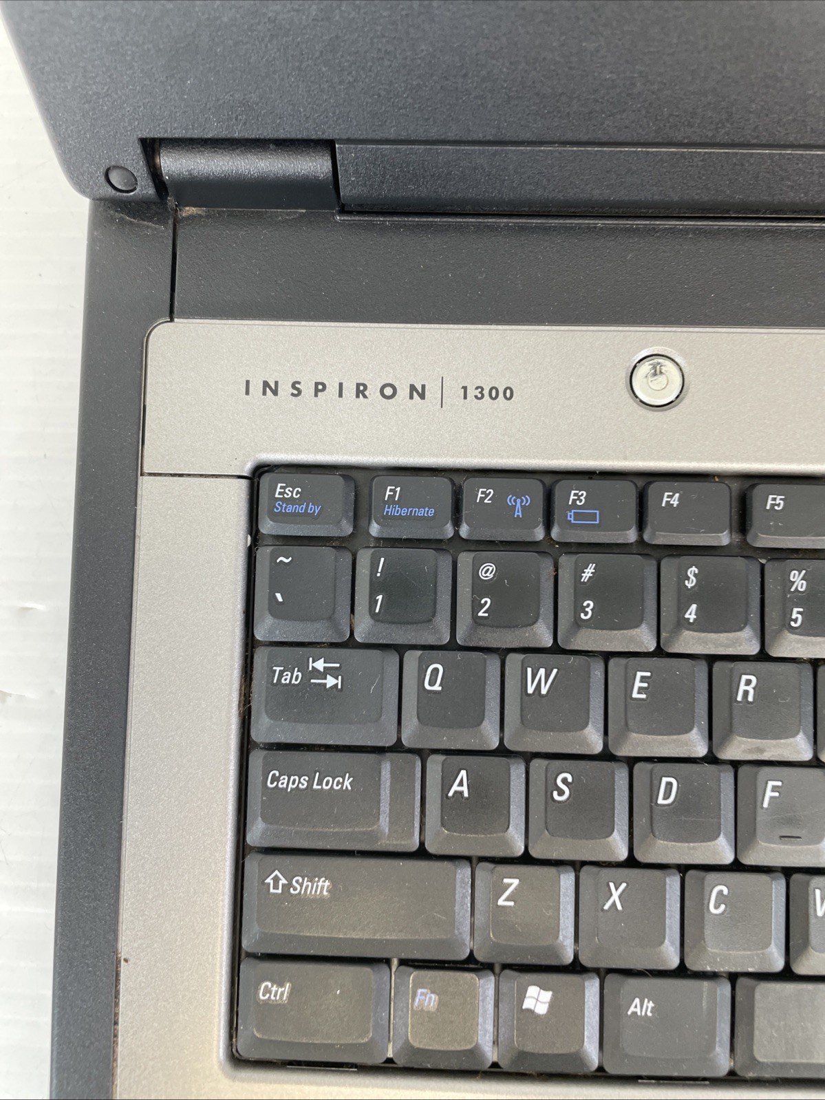 Vintage Dell Inspiron 1300 Laptop Celeron M 1.40GHz 256MB RAM 40GB HDD WinXP