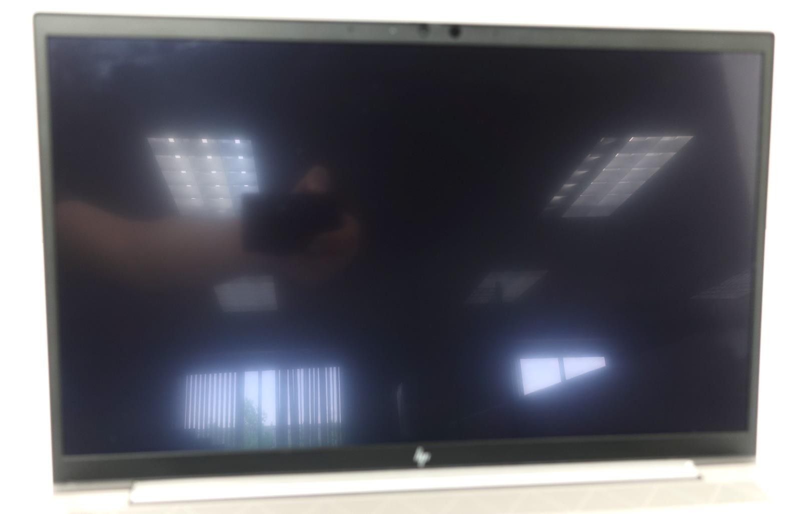 HP ZBOOK Firefly G8 Mobile WS 15.6″ Core i7-1185G7 3.0GHz 16GB 256GB SSD