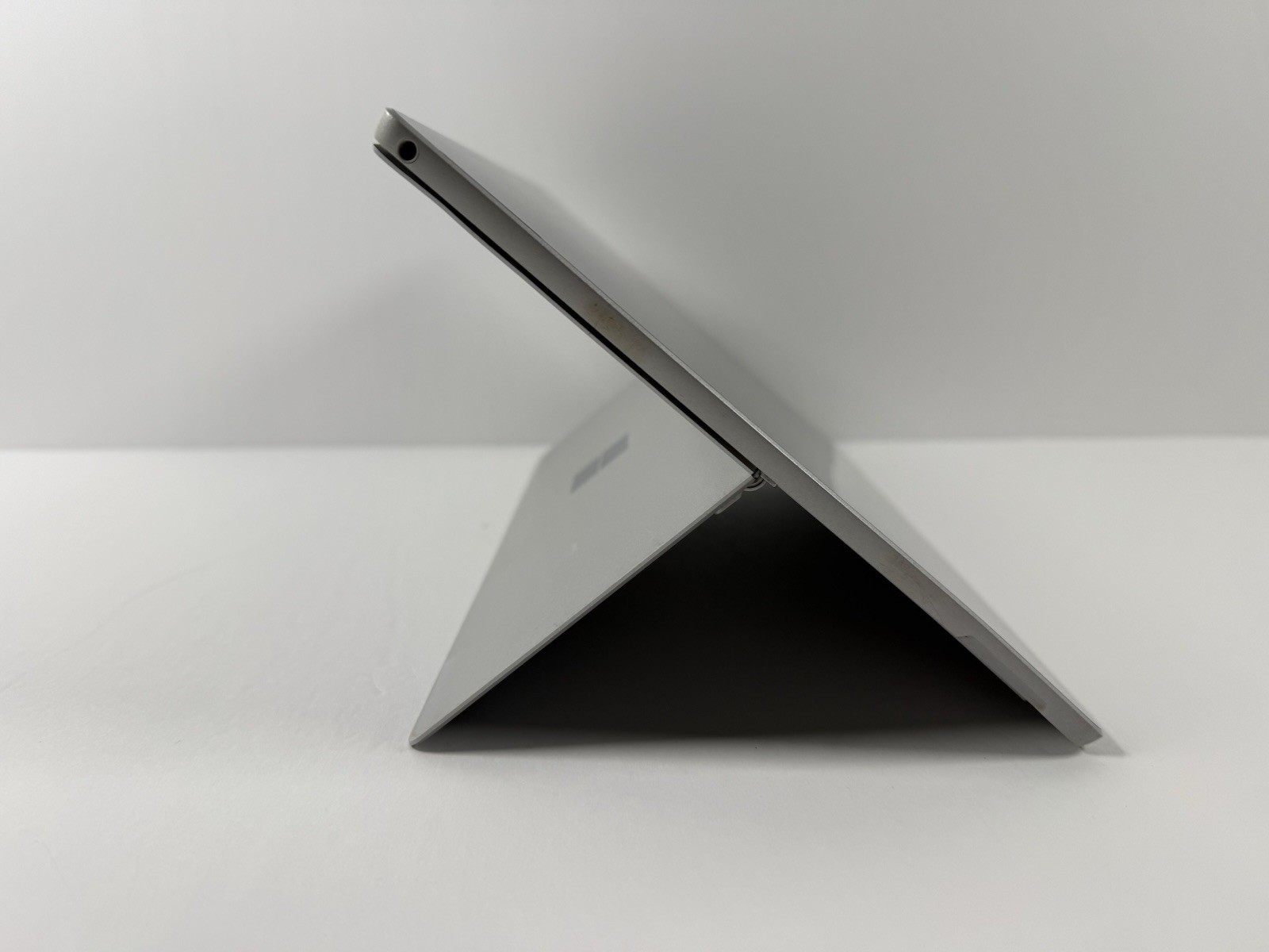 MICROSOFT SURFACE PRO 7 12.3″ 2736X1824 I5-1035G4 8GB 128GB SSD WIN 11 PRO