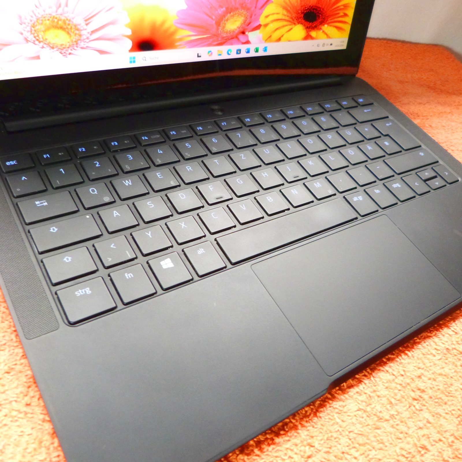 Razer Blade Stealth METAL ULTRABOOK l 13″ ULTRA 4K TOUCH l Windows 11 SSD