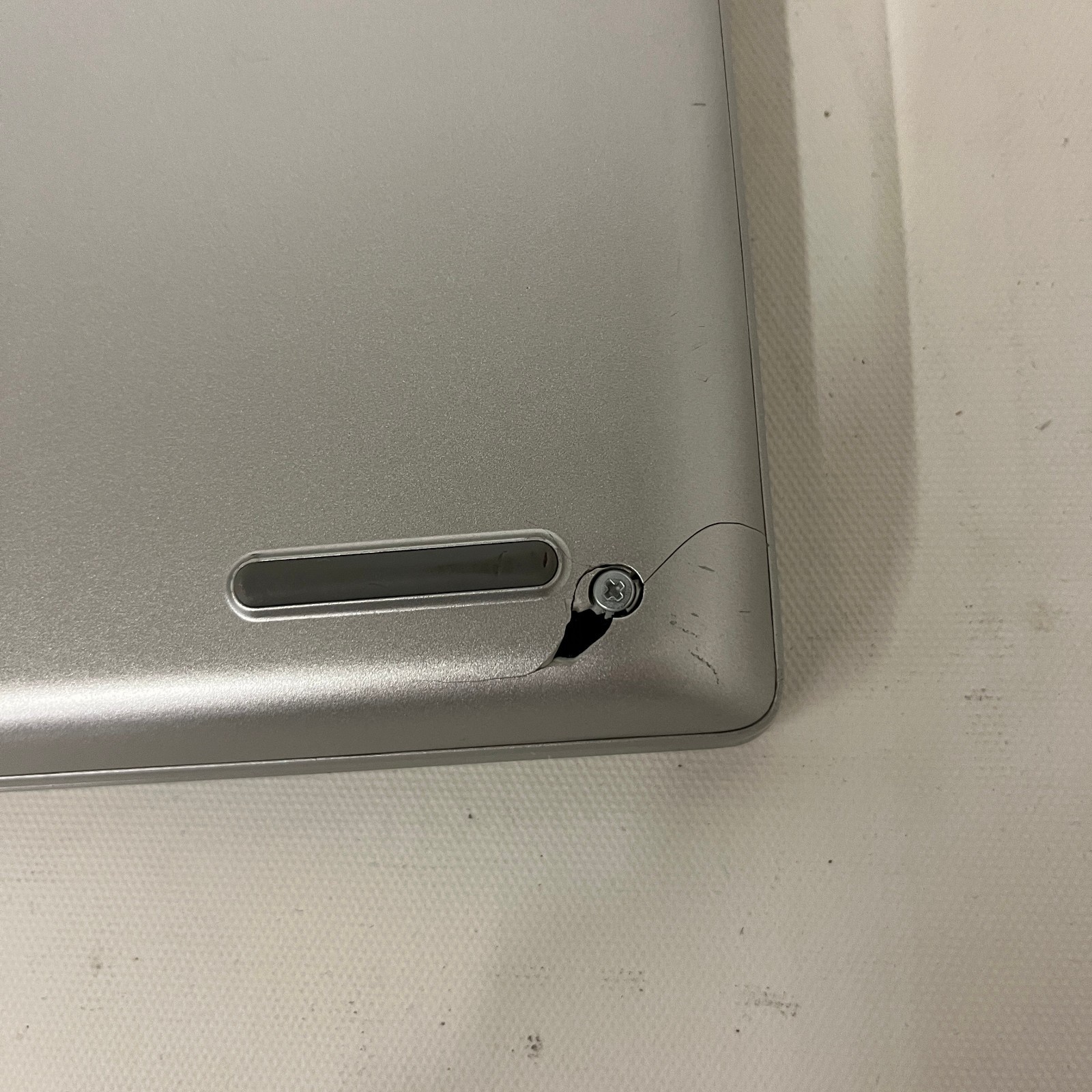 HP ProBook 640 G5 i5-8265U @1.60GHz | 256GB NVMe | 8GB RAM | No OS