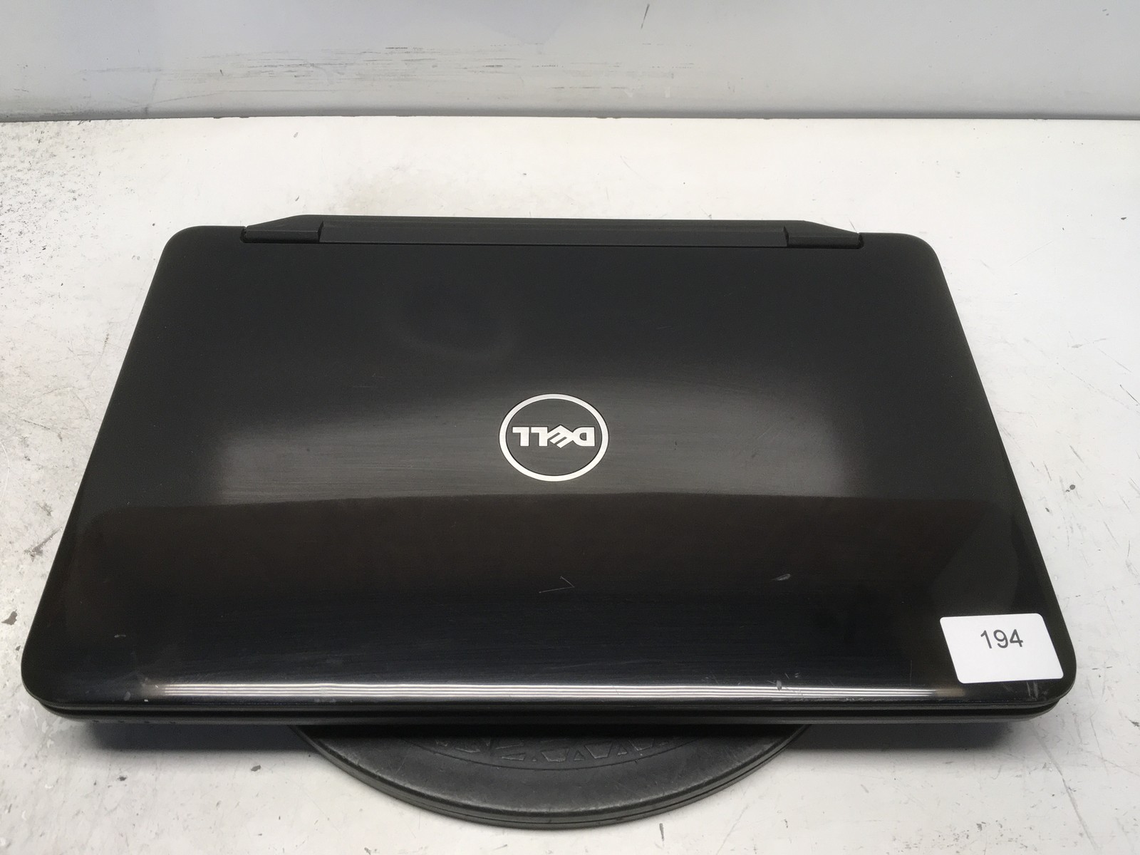 Dell Inspiron N5040 Intel i3-M380 2.53GHz 4 GB NO HDD No Batt