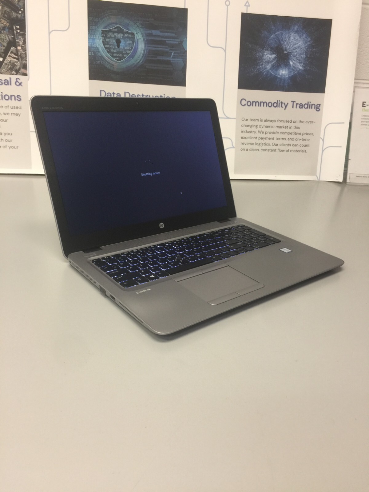 HP EliteBook 850 G3 15.6″ (256GB Core i5 6th gen 2.30GHz 16GB RAM WIN 11 PRO