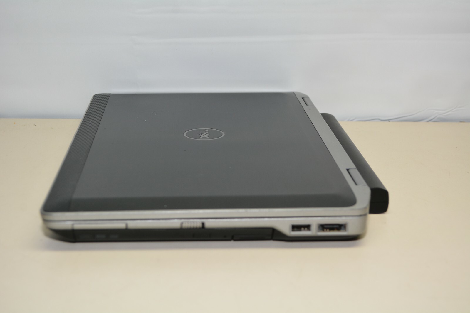 Dell Latitude E6320 i5-2520M 2.50GHz 4GB RAM No HDD #L3