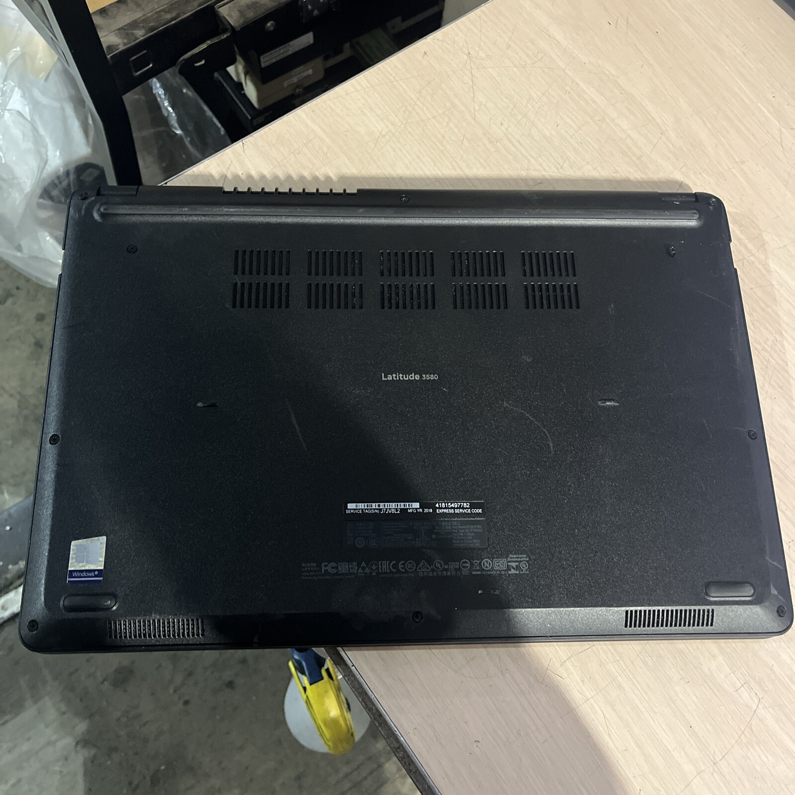 DELL LATITUDE 3580 INTEL CORE I5-7200U 2.50GHZ 4GB RAM NO HD