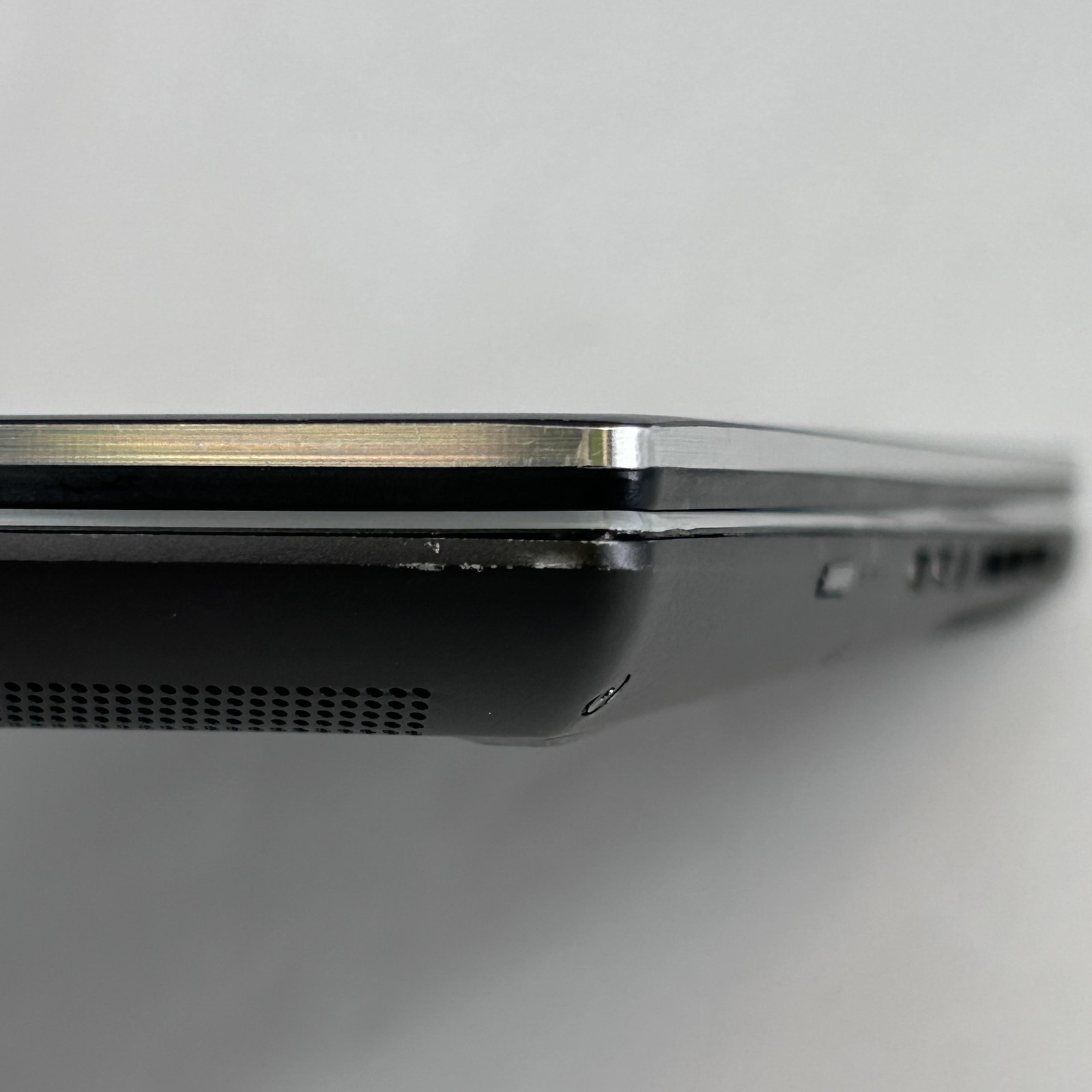 Asus Zenbook Flip 15 FHD TOUCH i7-1165G7 2.8GHz 16GB 1TB SSD GTX 1650 Max-Q Good