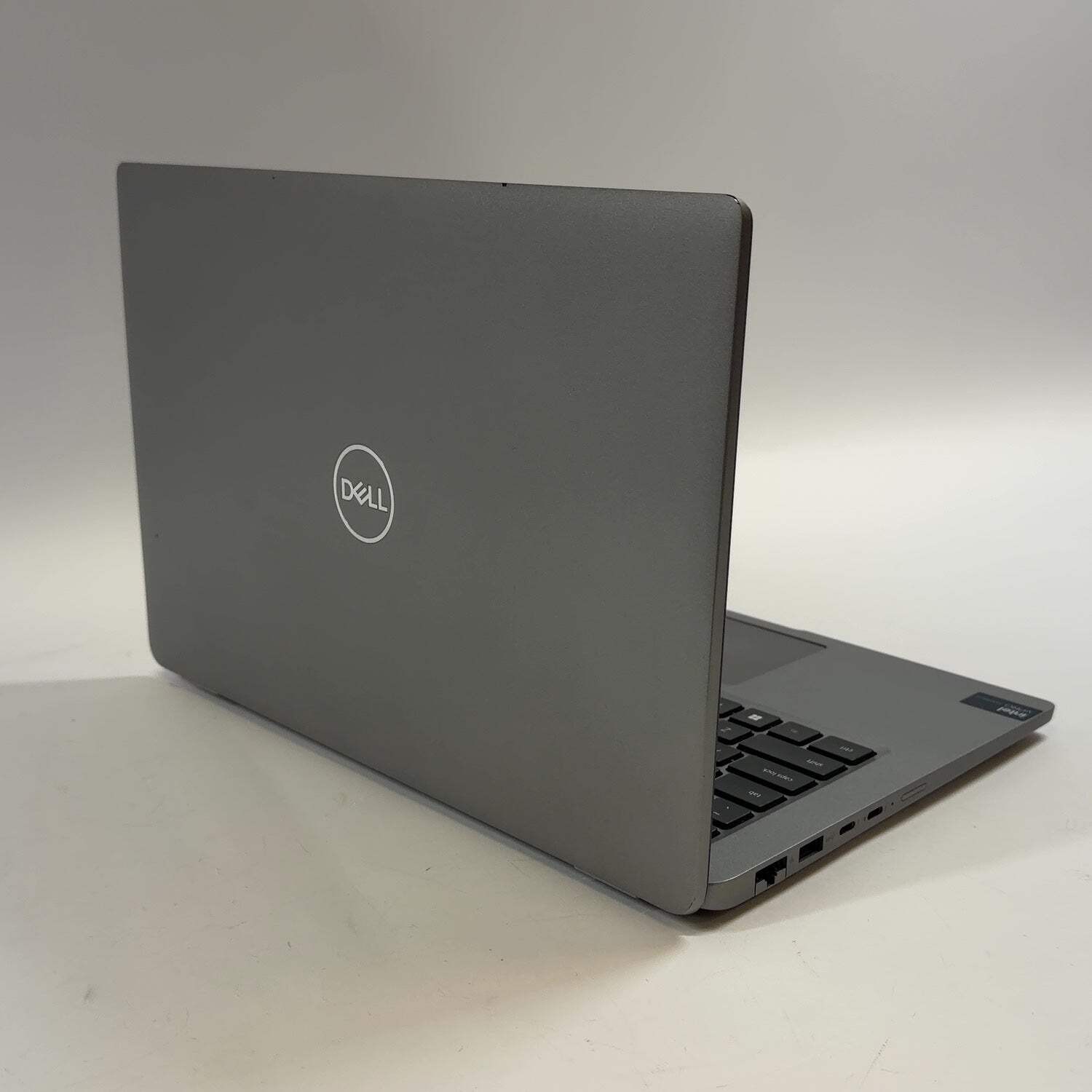 Dell Latitude 5450 14″ Core Ultra 5 135U 1.6GHz 16GB RAM 256GB SSD 16GB SSD