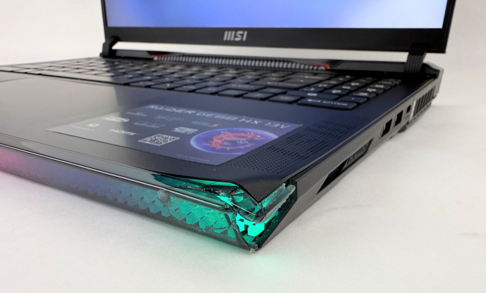 MSI Raider GE68HX 16″ 2560×1600 240Hz i9-13950HX 32GB 1TB W11H – READ!!!