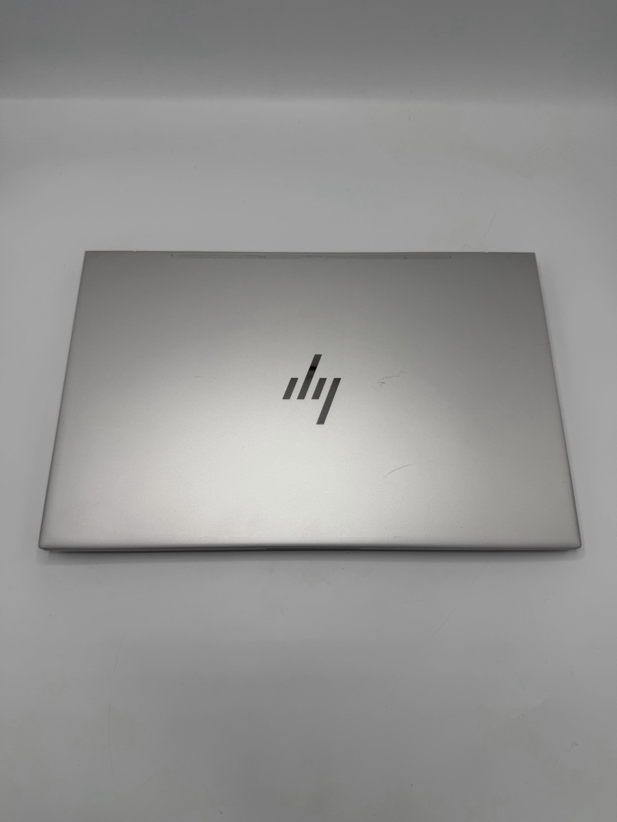 HP Envy 17m-ch0013dx 17.3” Touch i7-1165G7 16GB RAM 512GB SSD Windows 11 Iris Xe