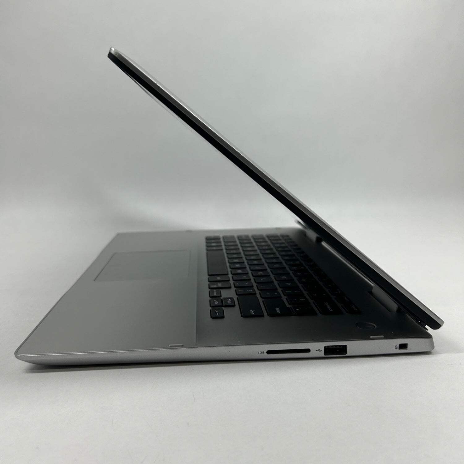 Broken Dell Inspiron 5591 15.6″ i3-10110U 2.59GHz 4GB RAM 128GB SSD READ
