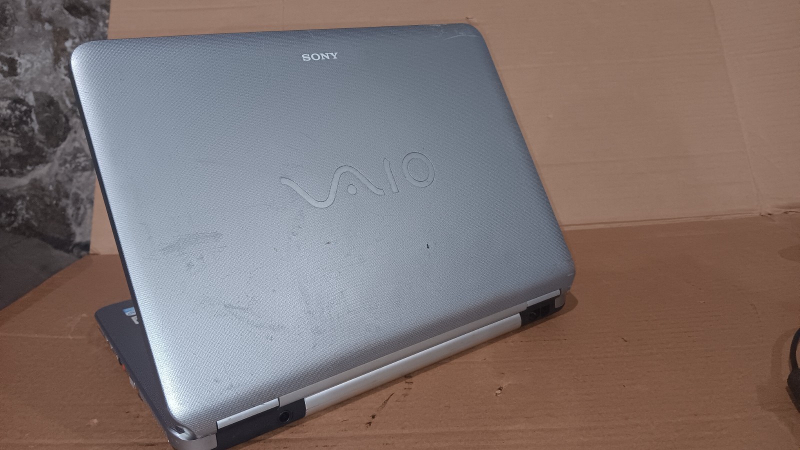 Vintage Sony Vaio VGN-NR330E Laptop Dual Core @ 1.73 GHz 15.4″ LCD DVD PCG-7113L