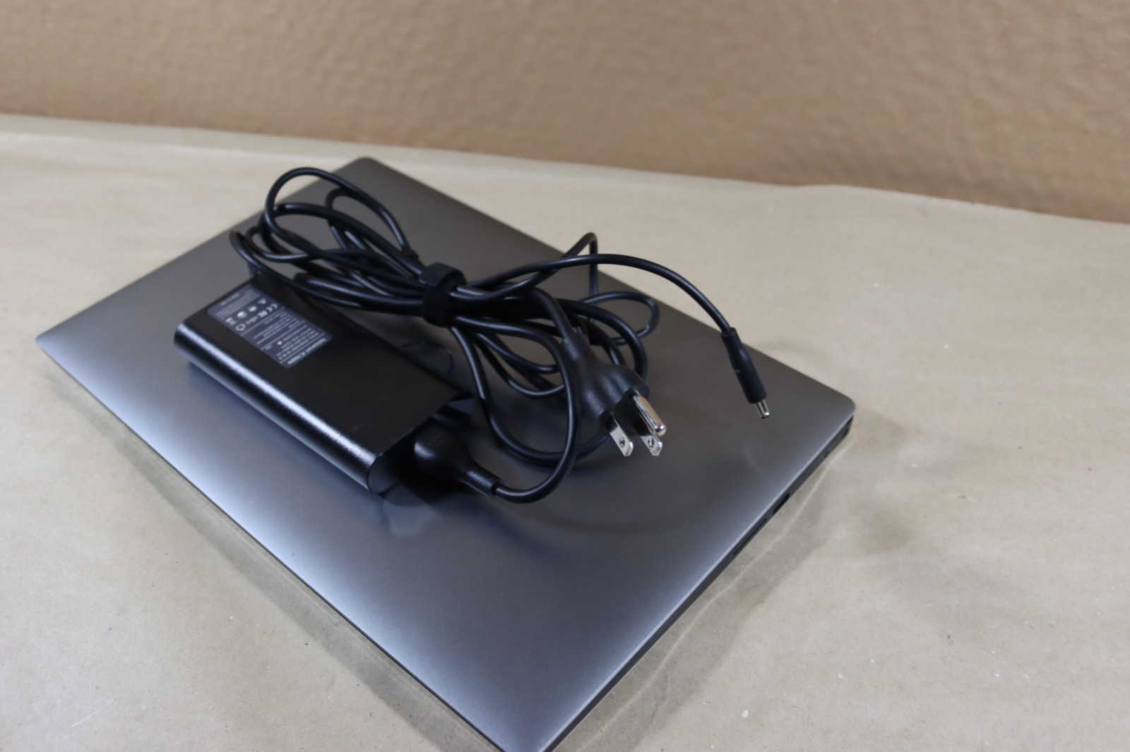 Dell Precision 5540 i7-9850H 512GB SSD 16GB RAM Nvidia Quadro T1000