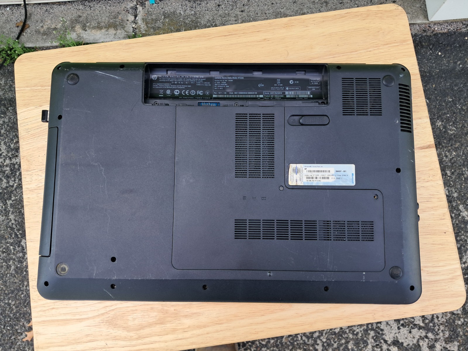 HP Pavillion G7 G Series Laptop For Parts Or Repair