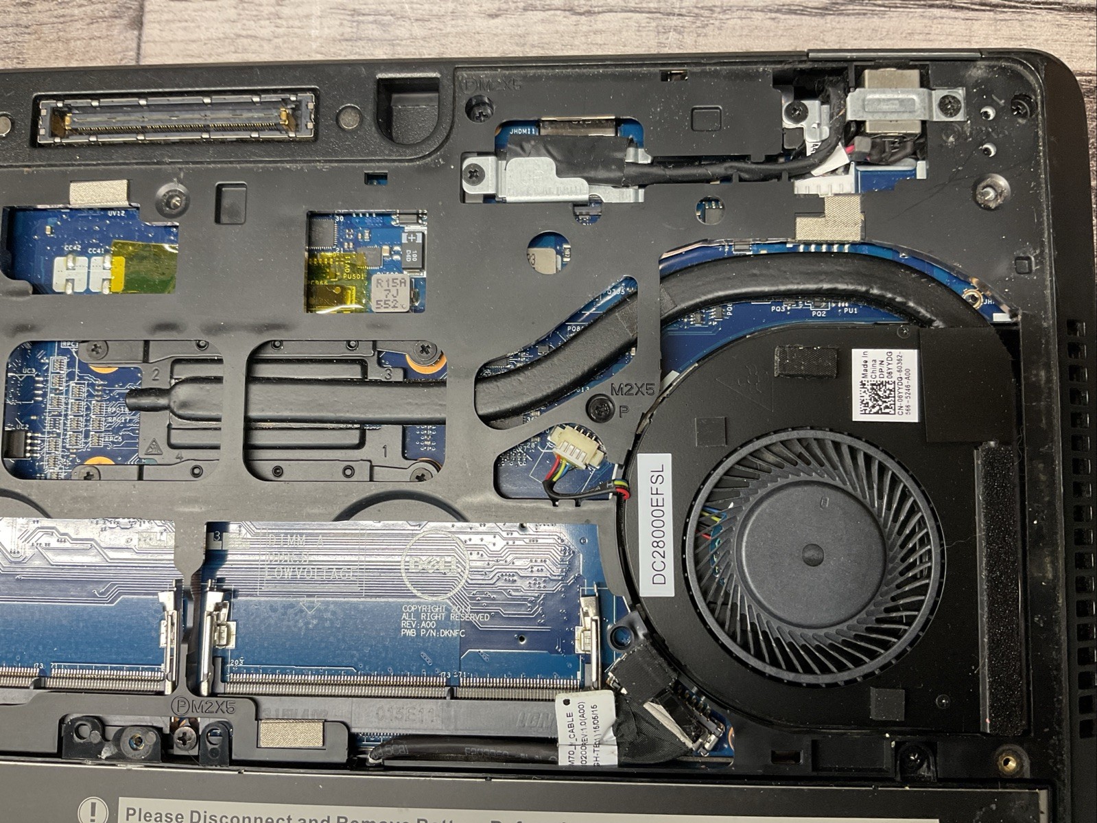 Dell Latitude E5450 / Laptop Notebook PC / M5