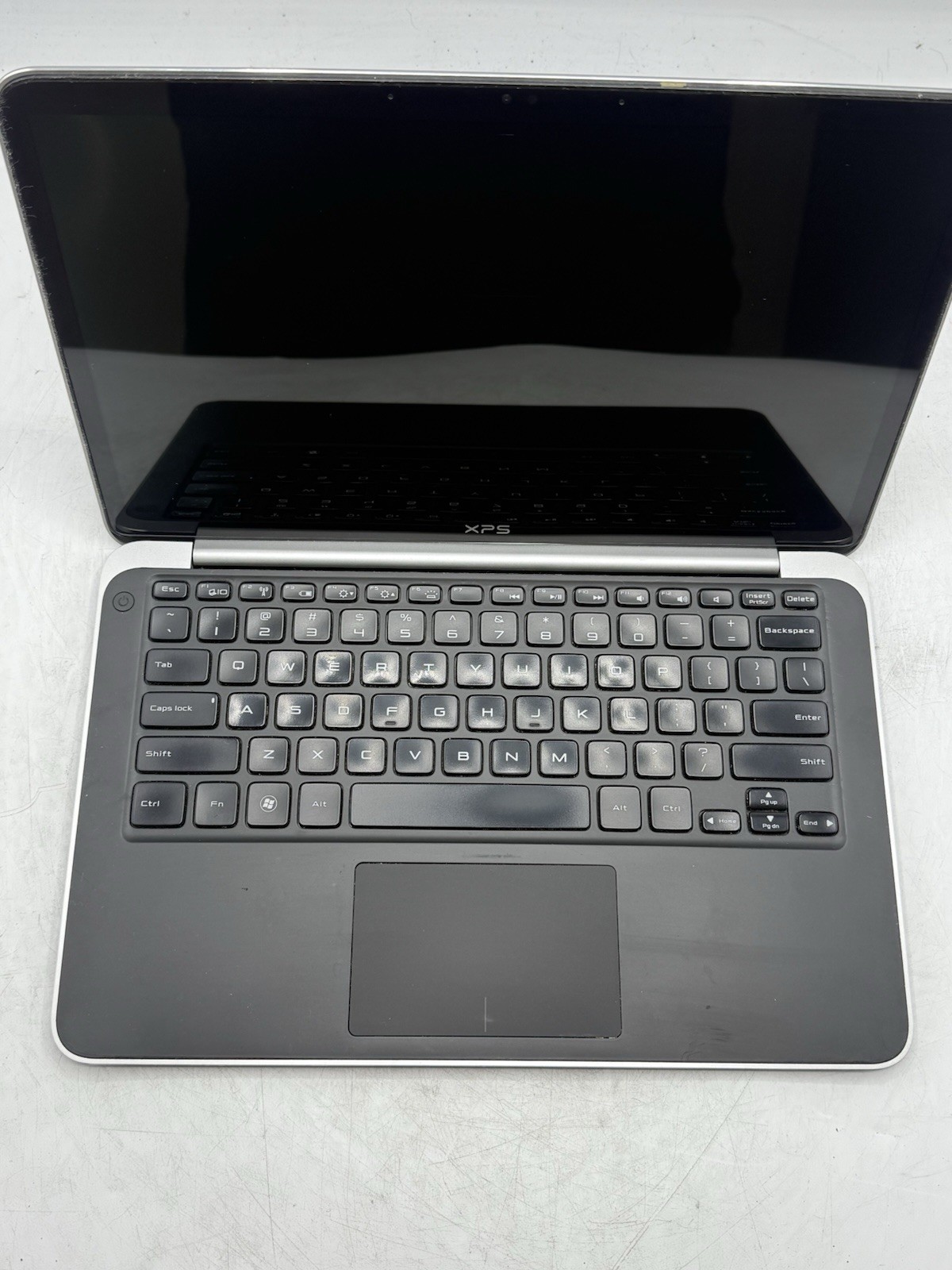 Dell XPS L321X 13.3” Intel i5-2467M 4GB RAM READ