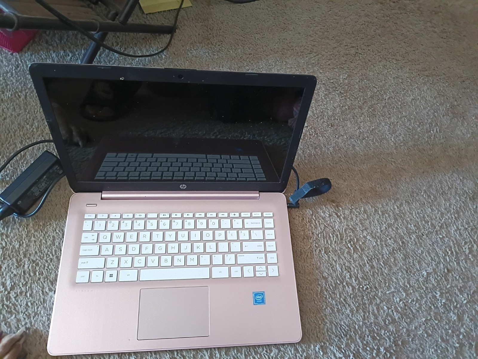 HP Stream 14-cb172wm 14″ (64 GB, Intel Celeron N4000, 1.10 GHz, 4 GB) Laptop…