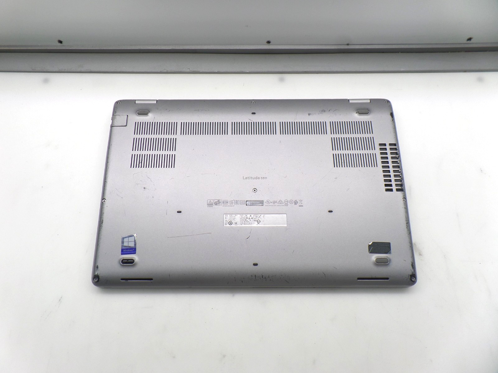Dell Latitude 5511 Laptop | i5-10400H | 16GB 256GB SSD