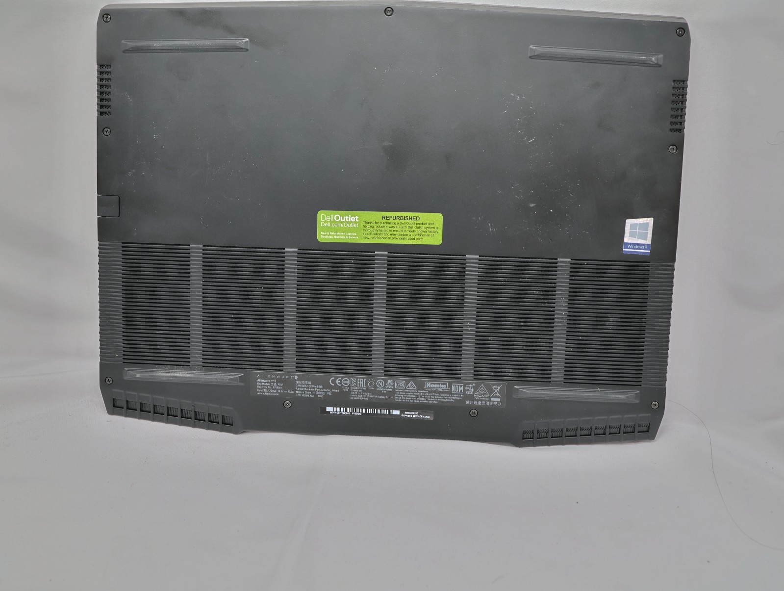 Alienware M15 rtx 2080 Max-Q i7-8750H 16G ram 240hz monitor 2x512GB Toshiba M.2