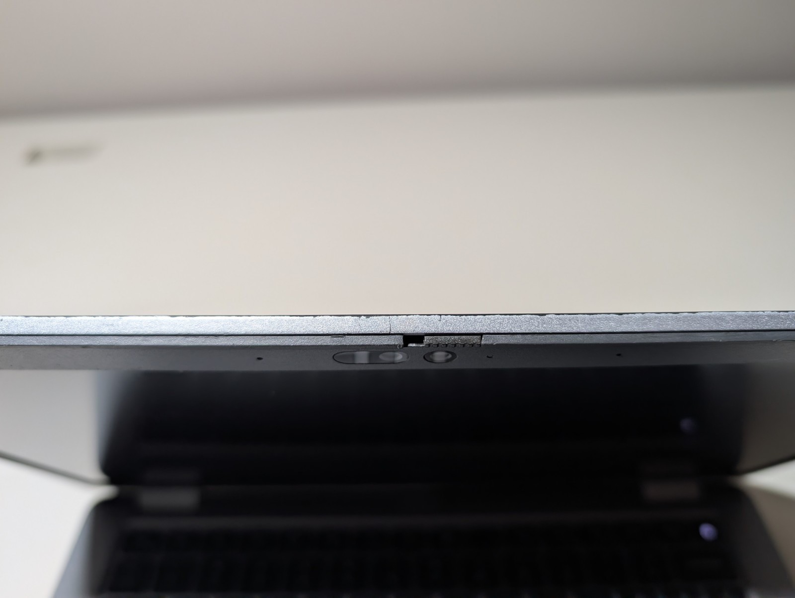DELL LATITUDE 5440 | i5-1345U NO RAM NO SSD NO OS | FHD TouchScreen Backlit
