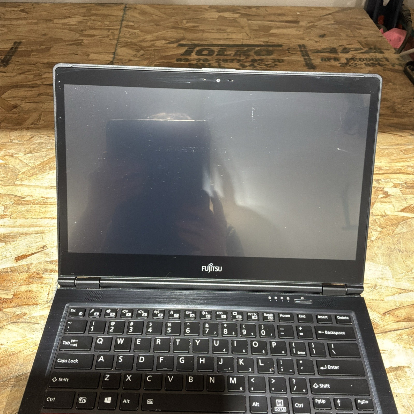 Fujitsu Lifebook U748 14″ FHD i5-8250U 8GB 256GB SSD WIN 11 Touchscreen C323