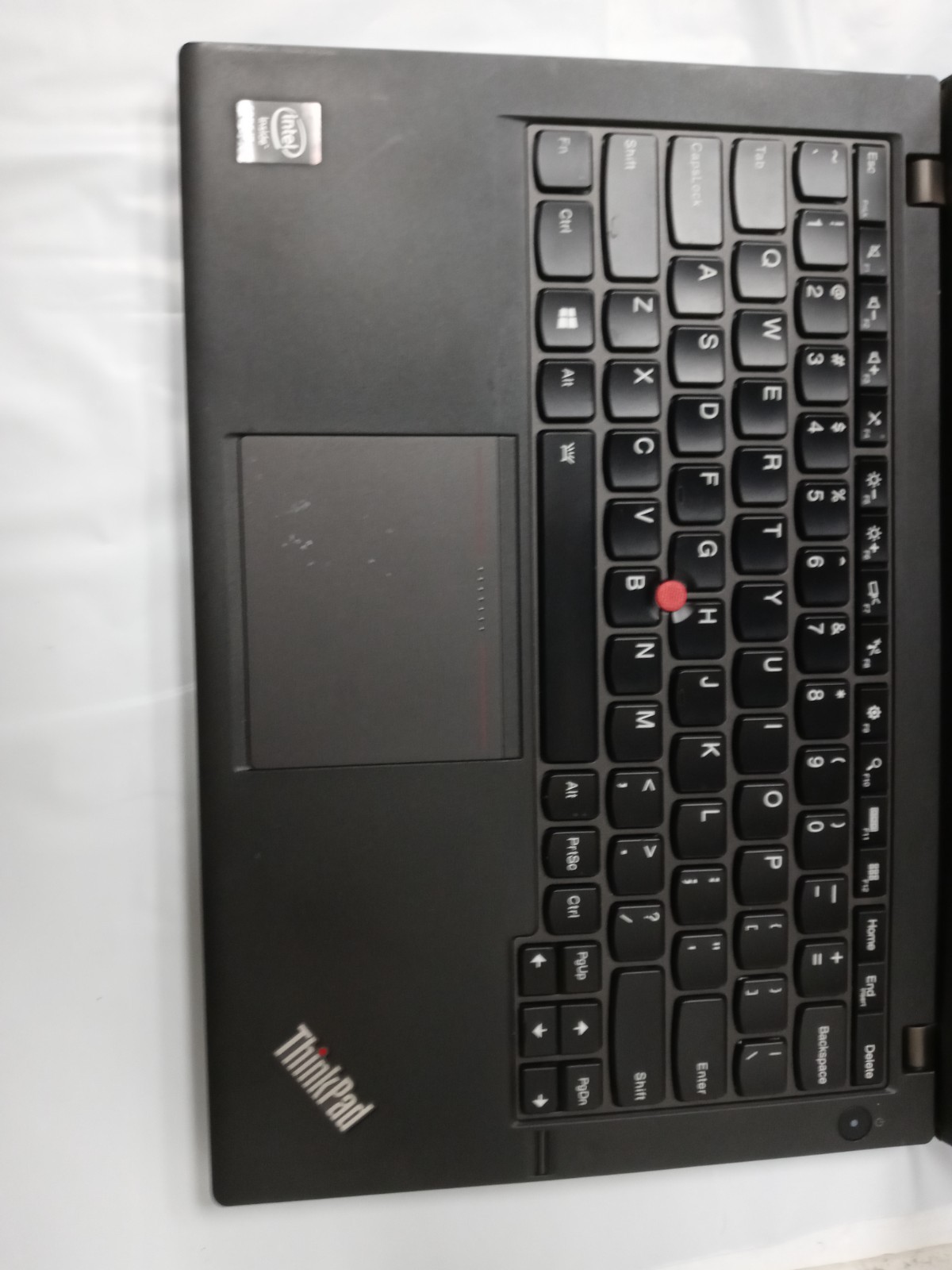 Lenovo ThinkPad X240 12.5″ i7-4600U 2.1GHz 8GB/0GB Webcam Laptop [No OS/AC]