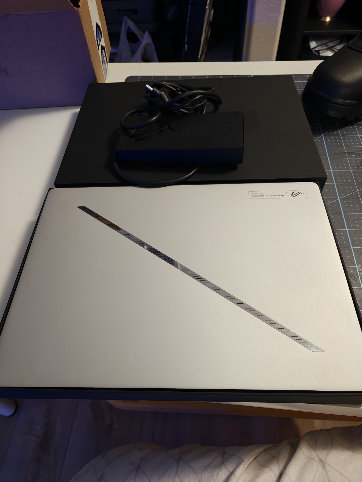 ASUS ROG Zephyrus G14 3K 120Hz OLED (Ryzen 9 8945HS, 16GB/1TB, RTX 4060) White