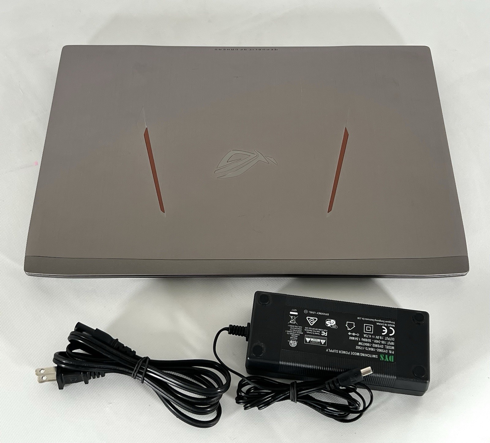 ASUS Strix GL502V – 15.6″ Gaming Laptop – i7-7700HQ 16GB RAM 1TB HDD 256GB SSD