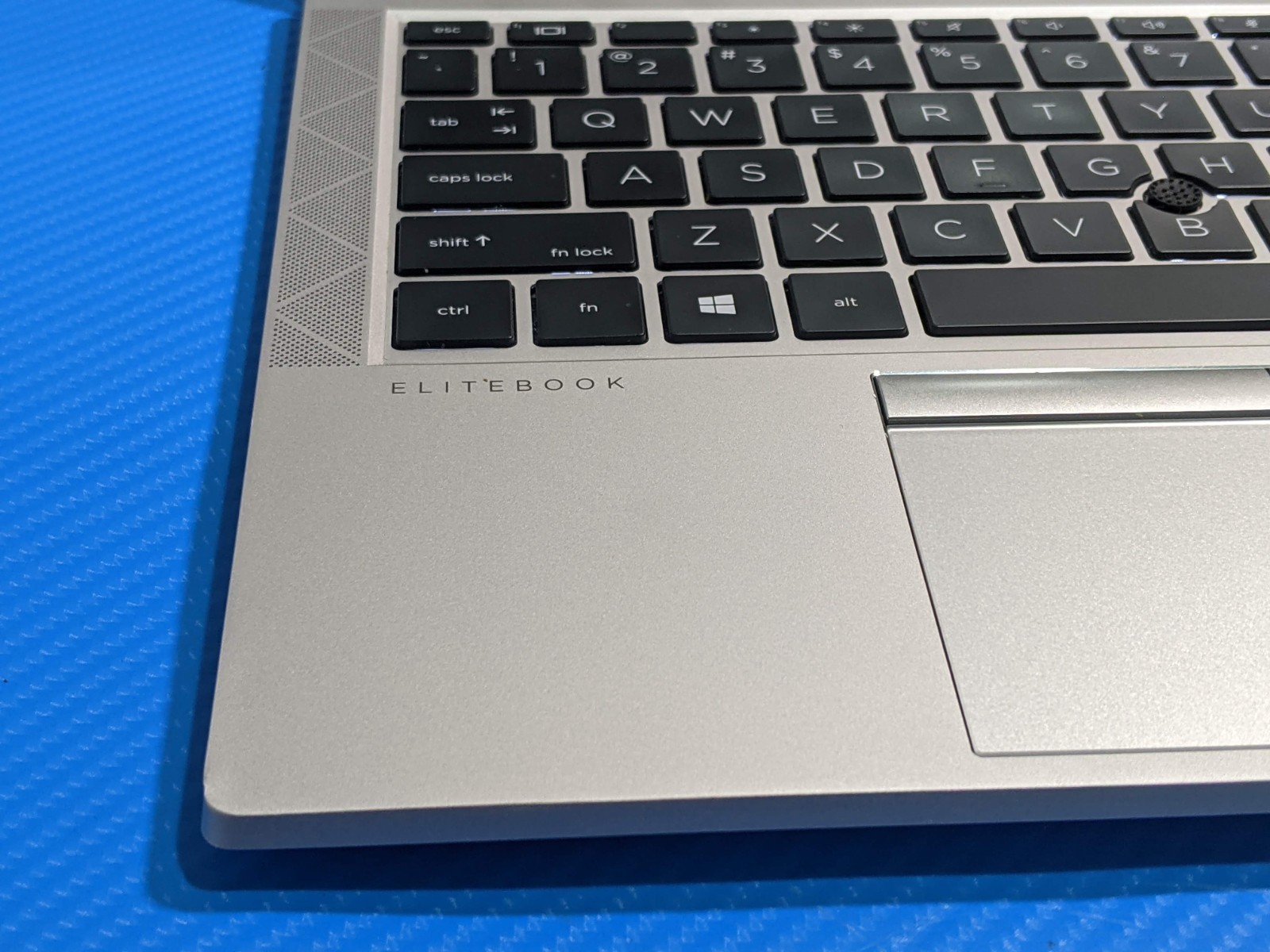 HP EliteBook 840 G7 14″FHD Core i7-10610U vPRO 1.8GHz 8GB 256GB SSD W11P +PowrAd