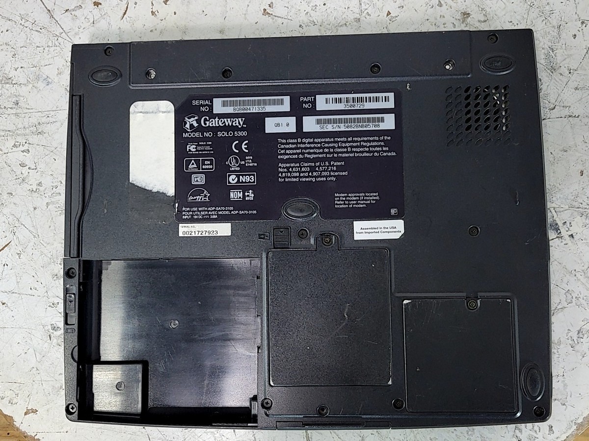 GATEWAY SOLO 5300 MOBILE Laptop Intel PENTIUM III – M 128MB SEE NOTES