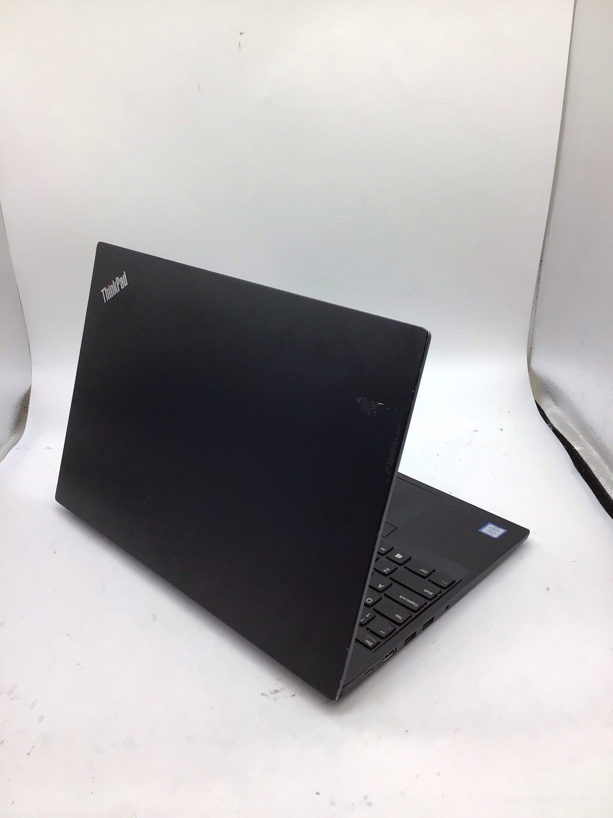 Lenovo ThinkPad E580 15.6″ Laptop i5-7200 8GB RAM 500GB HDD Windows 11 P Used RD