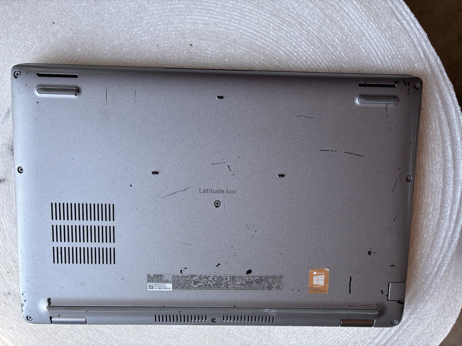 Dell Latitude 5420 i5-1145G7 2.60 GHz 16GB RAM 256GB SSD Windows 11 SEE PHOTOS