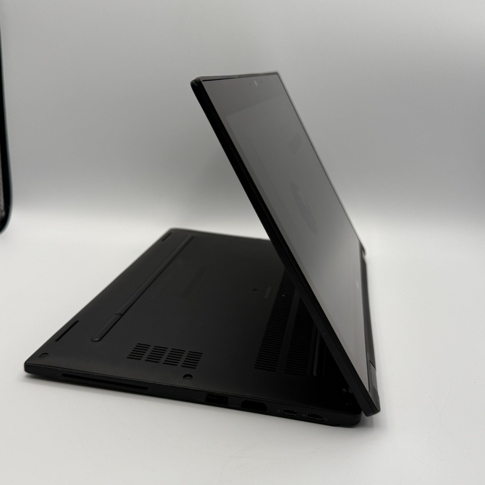 Dell Latitude 5289 2-in-1 Touch i5-7200U 8GB 512GB SSD Win11 Pro Laptop Fair