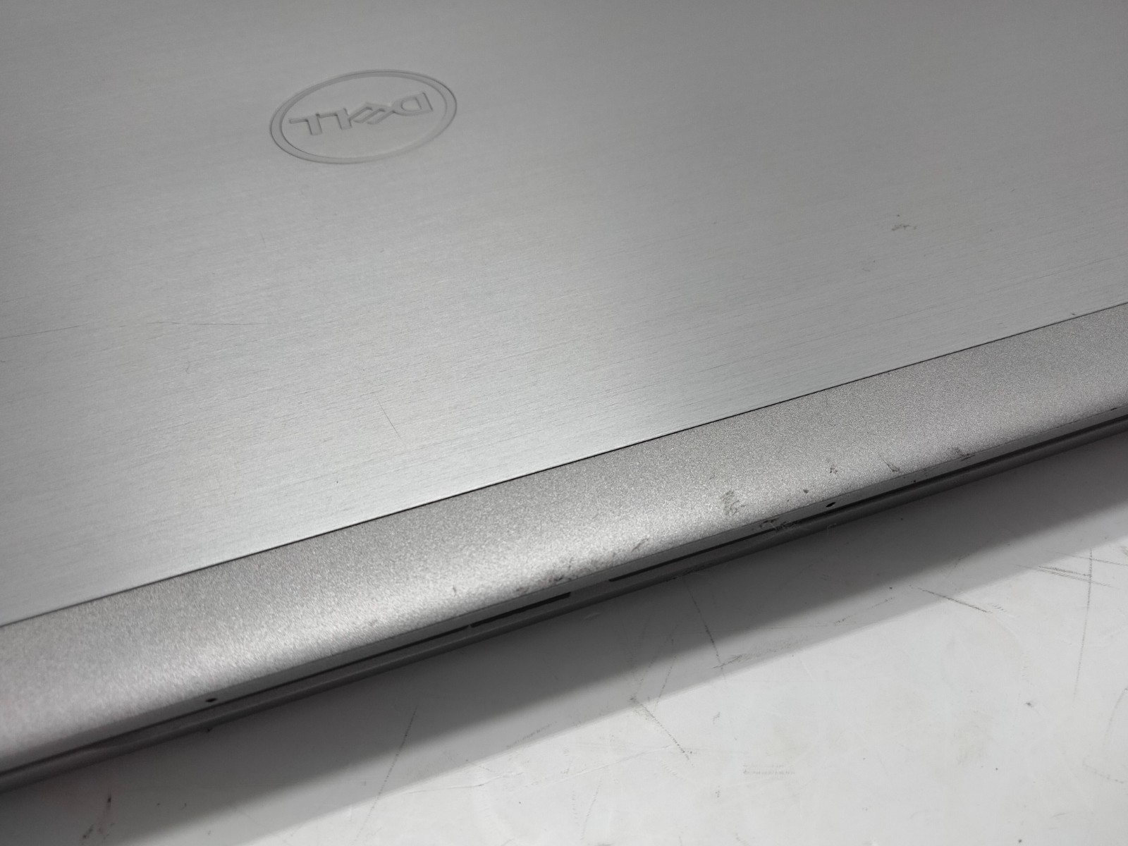 Dell Latitude 7330 i5-1235U 16GB RAM 256GB SSD Win 11 touch laptop