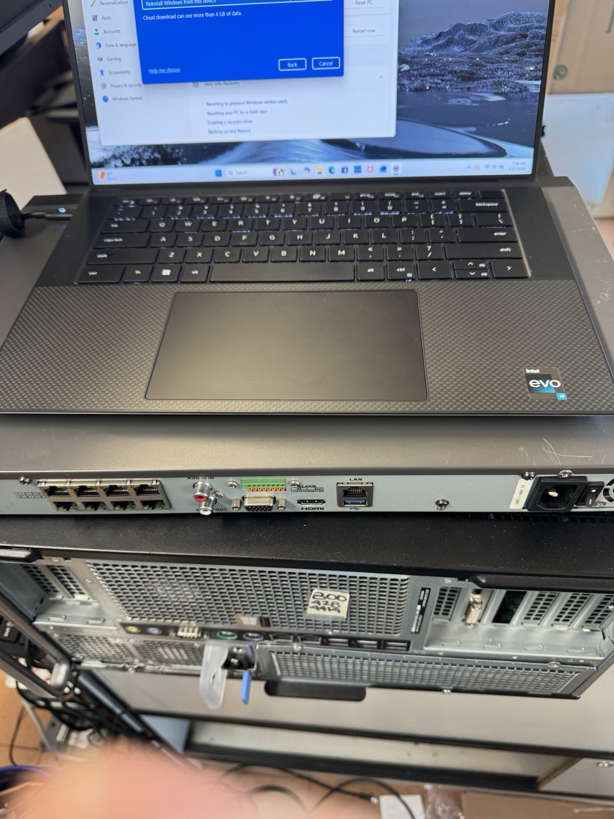 Dell XPS 15 9530 i9-13900H 13th Gen 32GB RAM 1TB NVMe RTX 4060 Win11 Pro