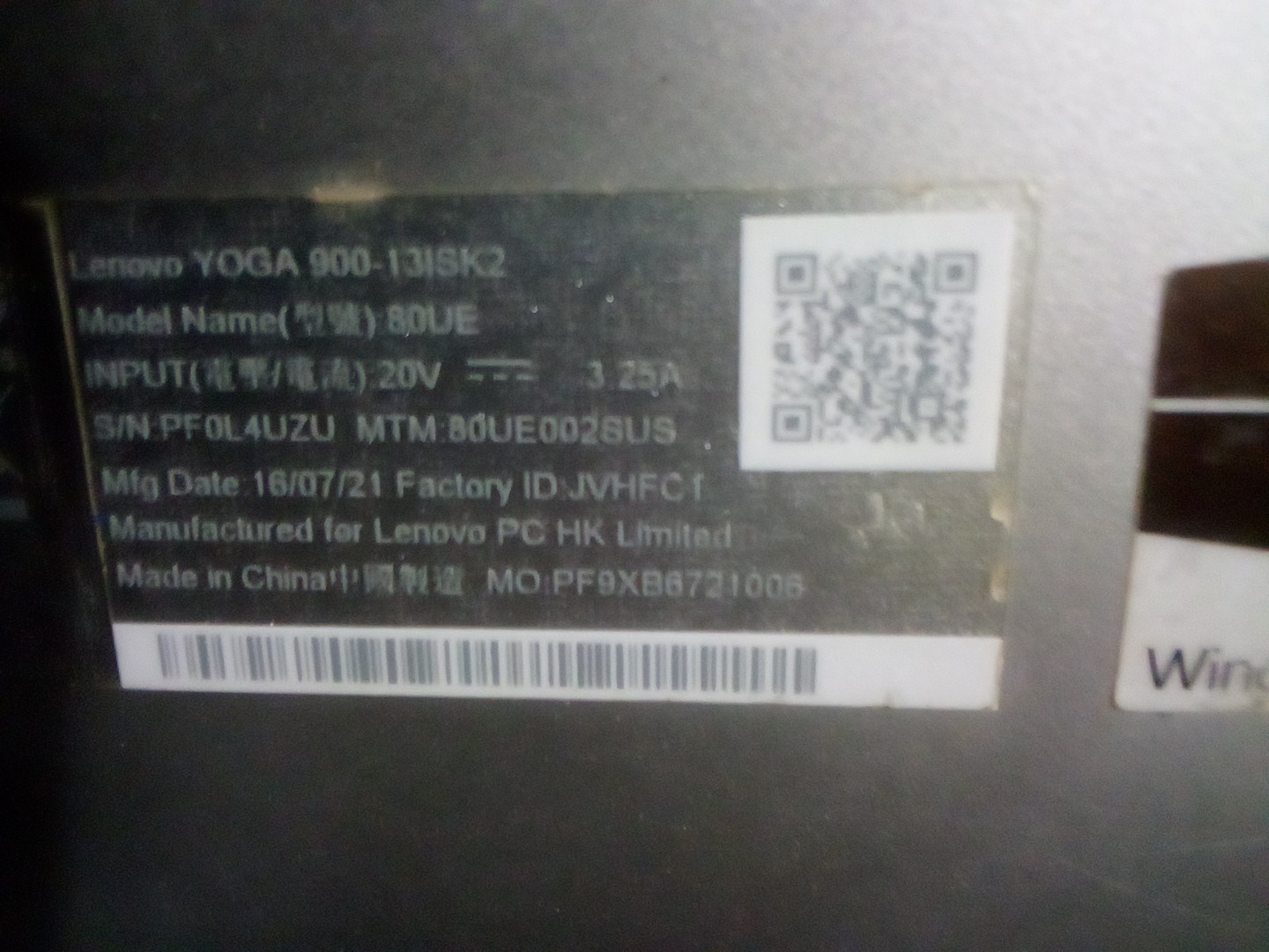 Lenovo Yoga 900-13ISK 2-in-1 I7 6th Gen, 16GB RAM, 512GB SSD, Windows 11, Touch